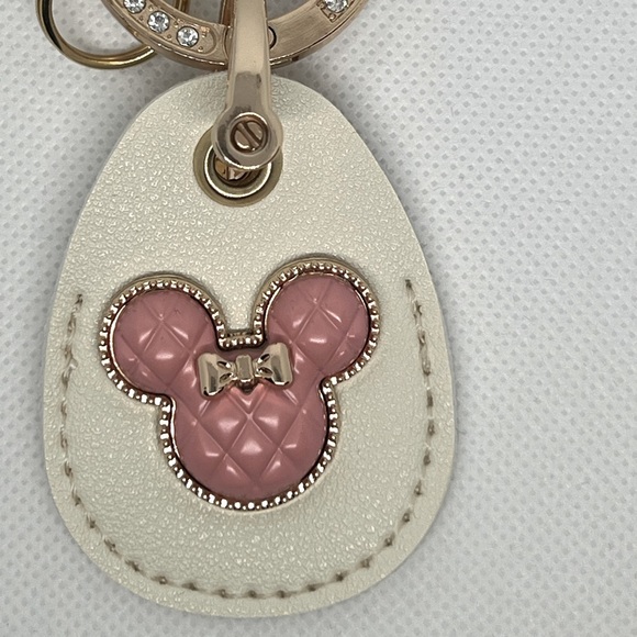 COPY - NWT Faux Pearl Beaded Bracelet Keychain Pink Minnie Mouse Ears Pattern - Picture 3 of 5